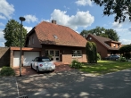 Einfamilienwohnhaus mit Vollkeller und Garage in exzellenter Lage auf einem Erbpachtgrundstück - Titelbild